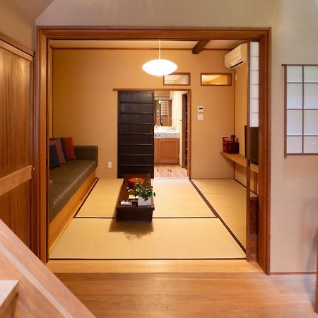 Suiren Traditional Boutique Townhouse Киото Экстерьер фото