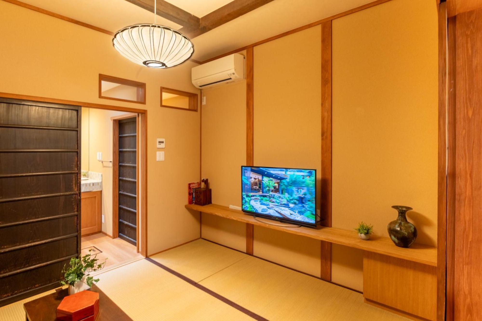 Suiren Traditional Boutique Townhouse Киото Экстерьер фото